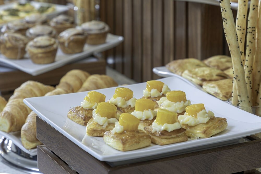 Фото Seven Gardens Hotel