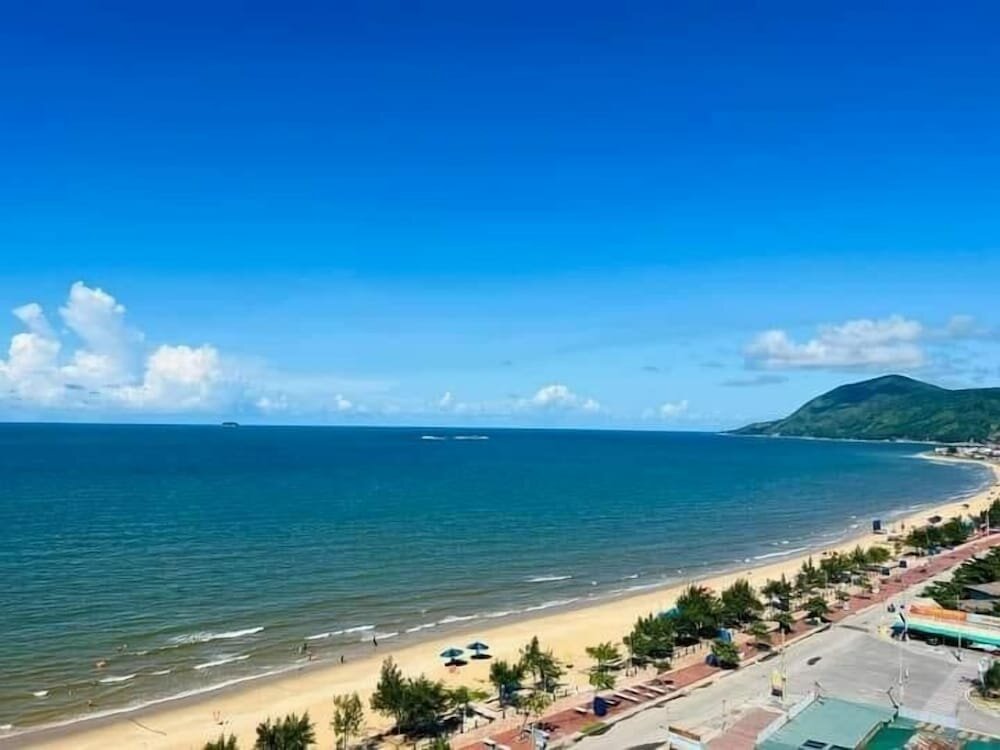 Hotel Seabird Hotel Thien Cam, Hà Tĩnh Province, photo