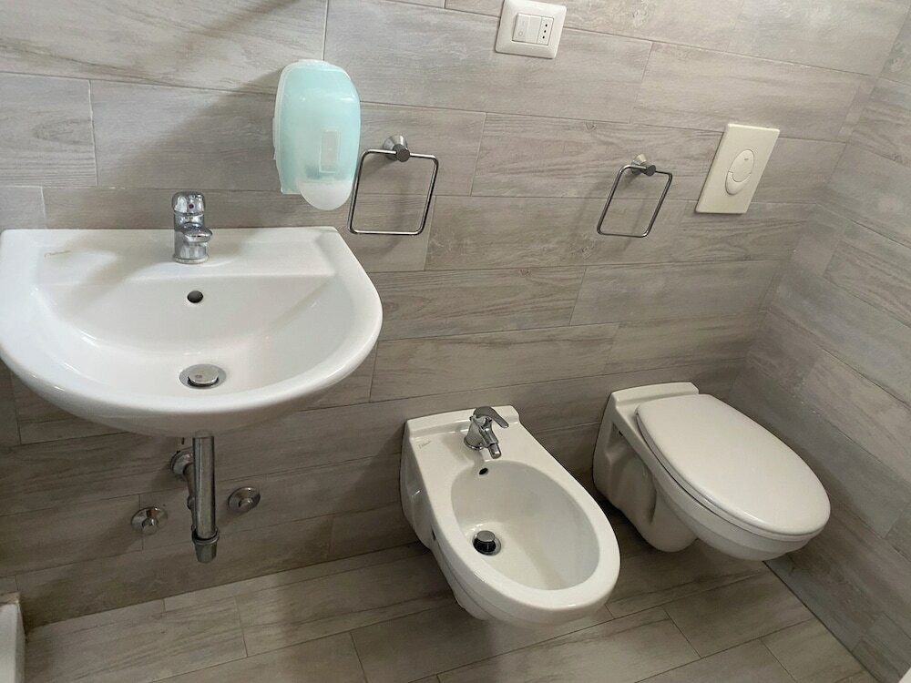 Фото Viale Lazzaro Papi