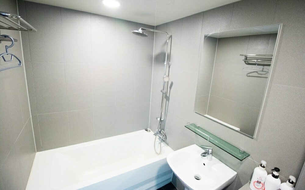 Фото Nonhyeon All In