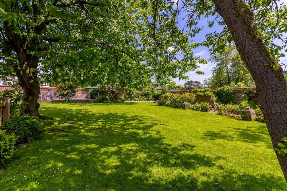 Фото Woodcote Hotel