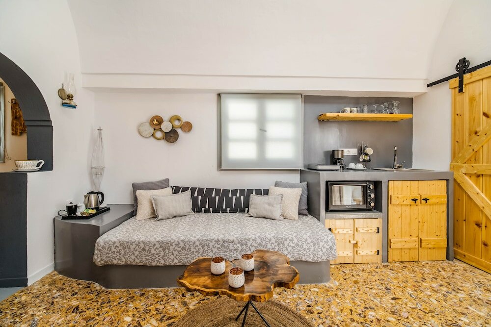 Фото Asera Suites Near Kamari Beach