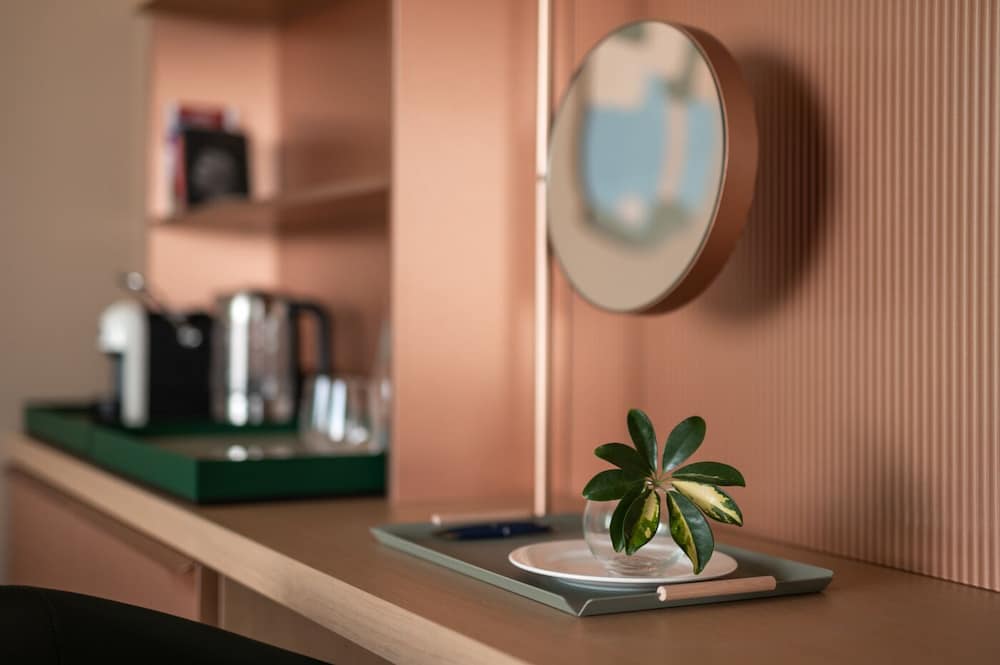 Фото Laguna Faro Suites - Adults Only & Free Beach