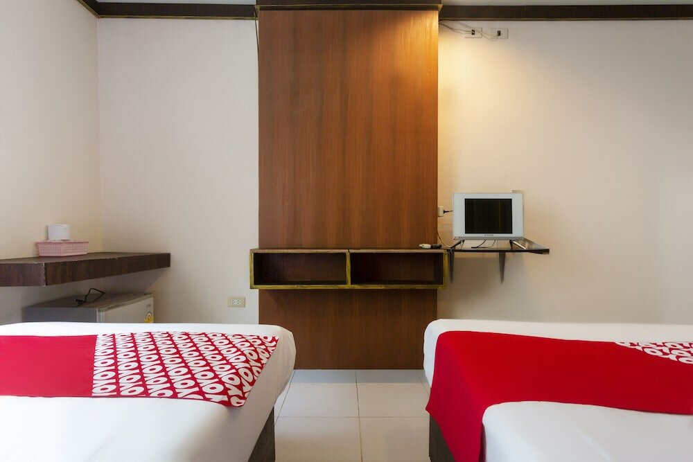 Фото Oyo 75356 Thipsiri Lodge