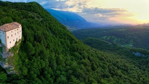 Гостиница Eremo Celestiniano Madonna dell'Altare - Hostel