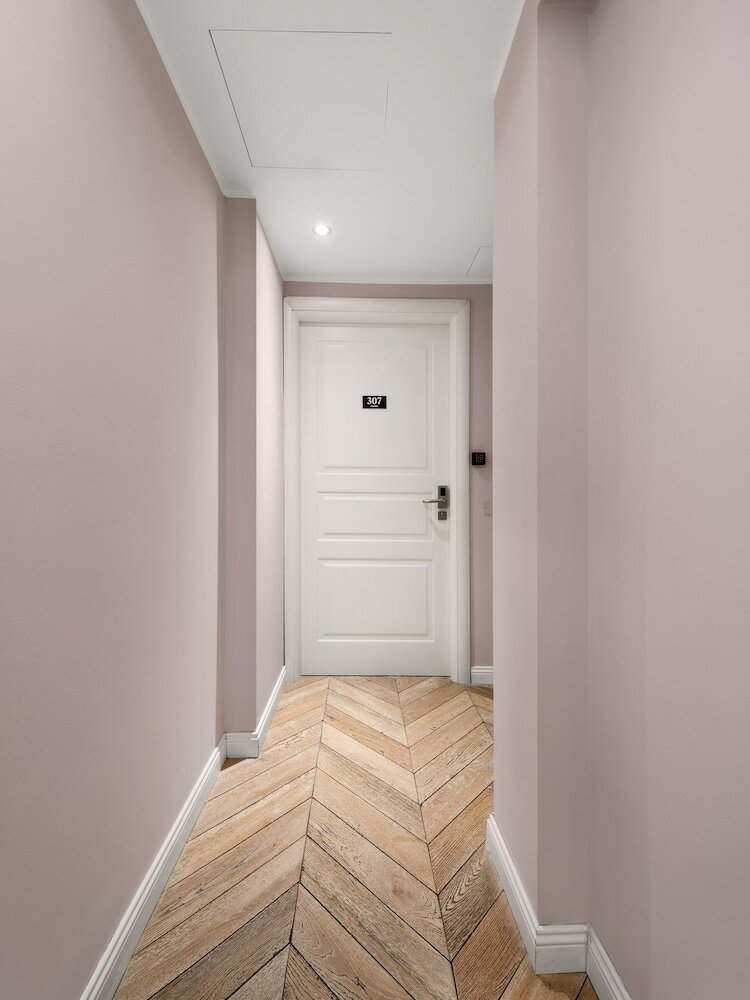 Фото Milan Adore