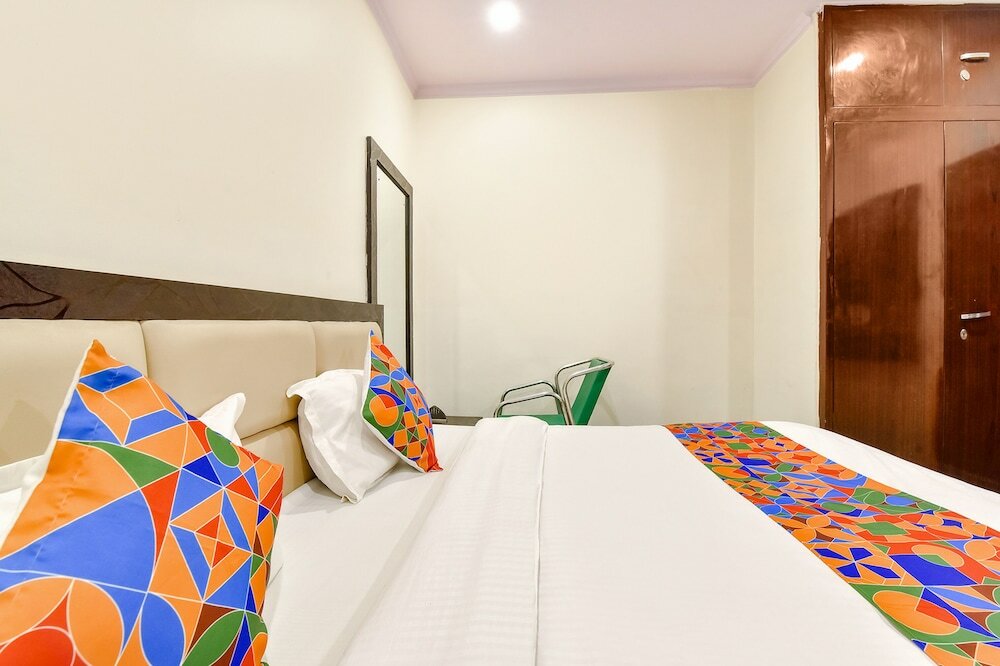 Фото Fabhotel Golden Leaf II