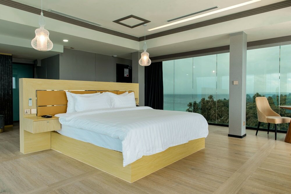 Фото Clarks Exotica Kamadhoo Maldives