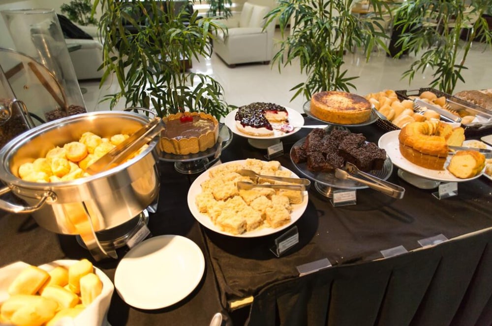 Фото Le Village Flats Hotel e Business