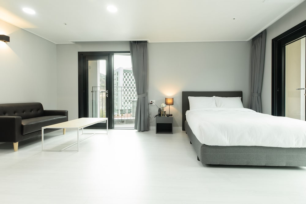 Фото Miami Jeongseon Hotel