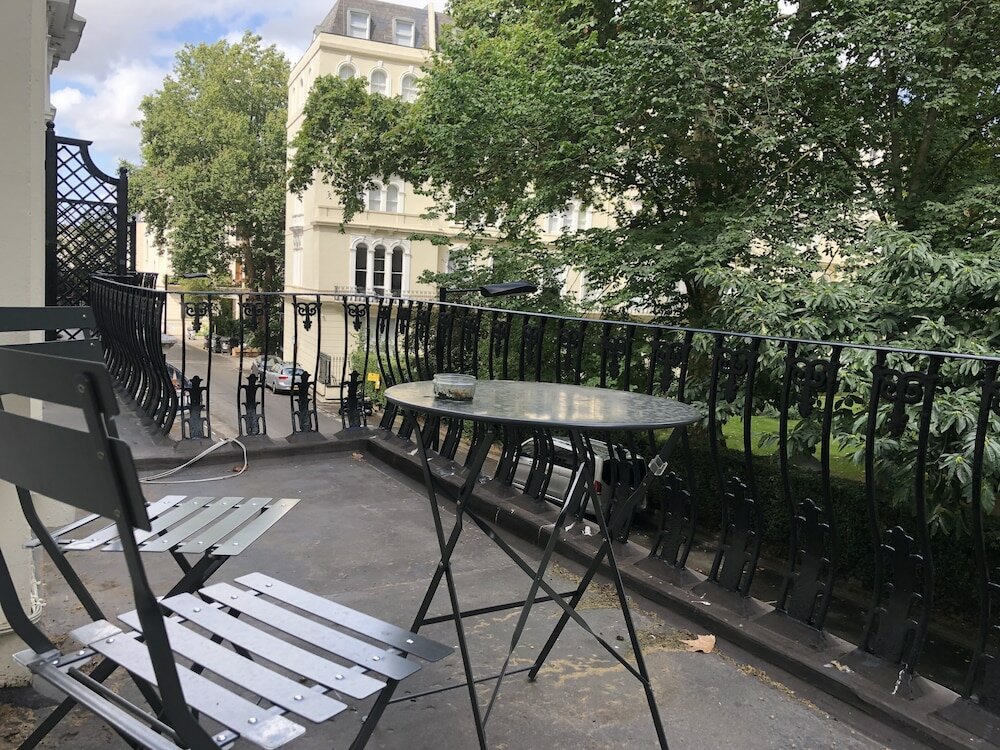 Фото Hyde Park Studio