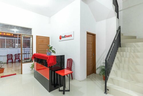 Гостиница RedDoorz @ Jalan Dr Mansyur Medan 2