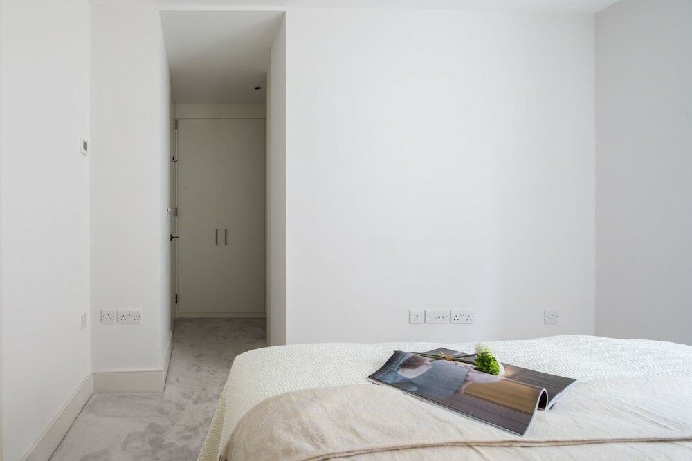 Фото Iverna Gardens by Lime Street