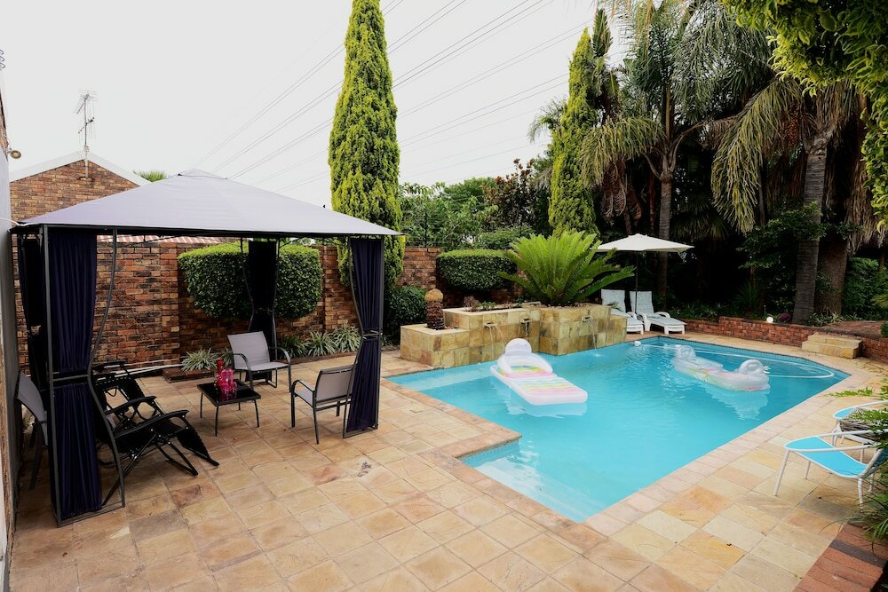 Фото Corgi Guest House