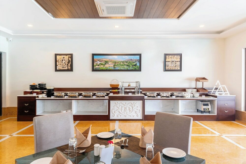 Фото Sarasiruham Resort Private Pool Villa