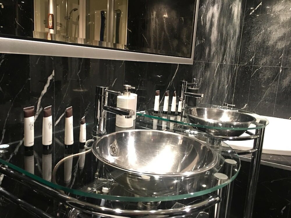 Фото Montreux Lake View Apartments City Centre