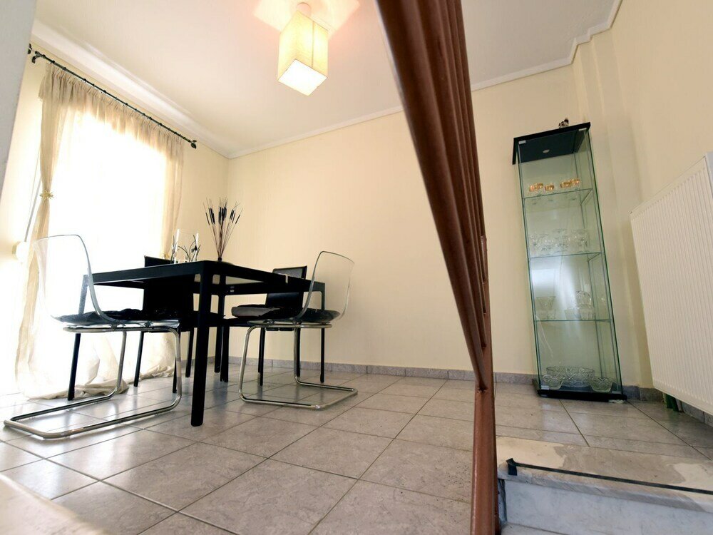 Фото Demi Maisonette