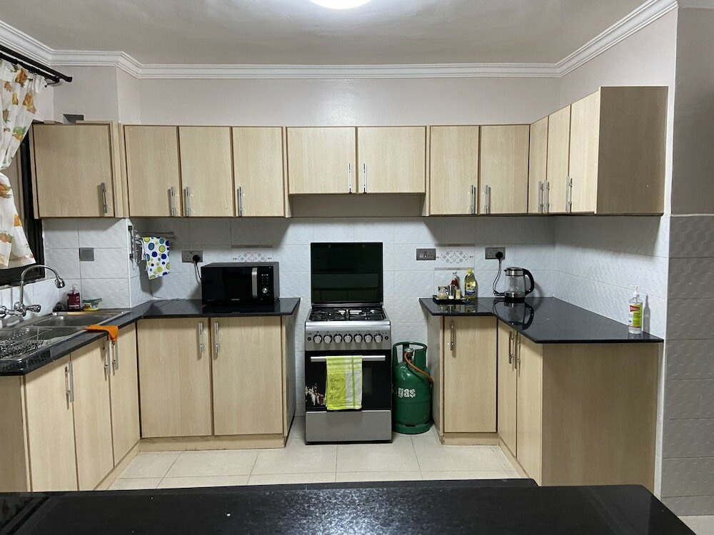 Фото Midtown C32 Executive Suites