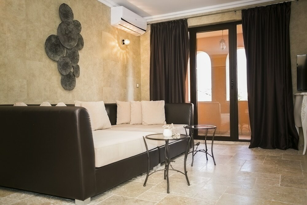 Фото Villas Elenite Premium