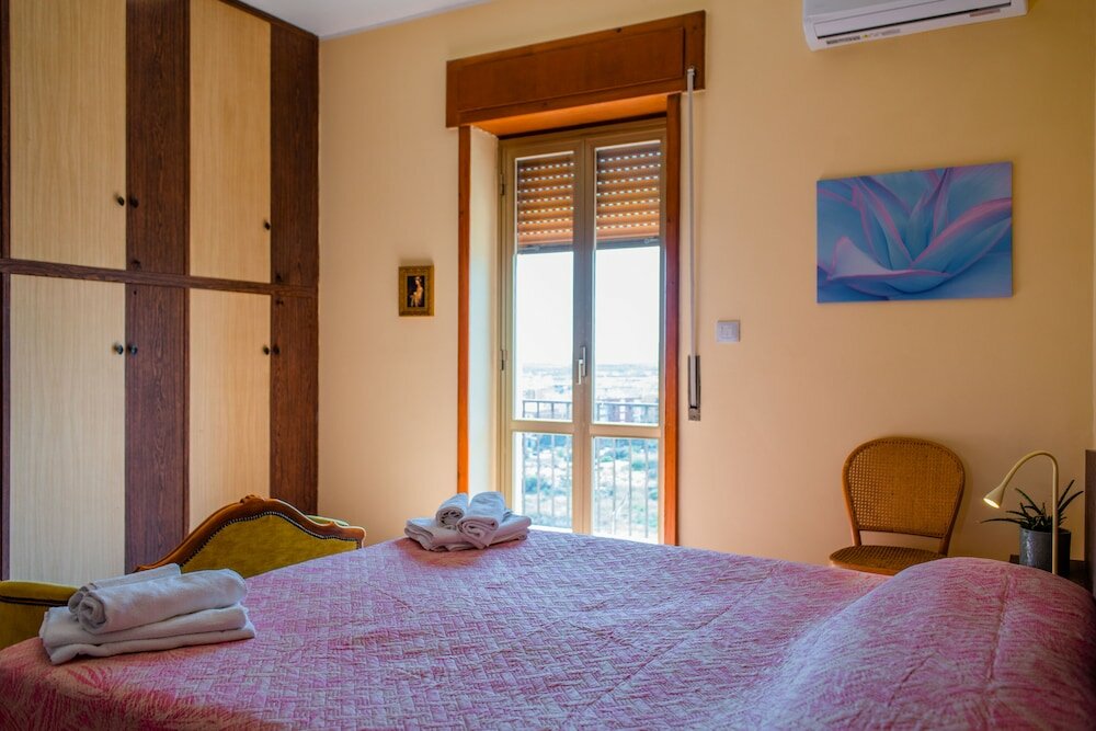 Фото La Terrazza Di Siracusa - Roomy And Bright Flat