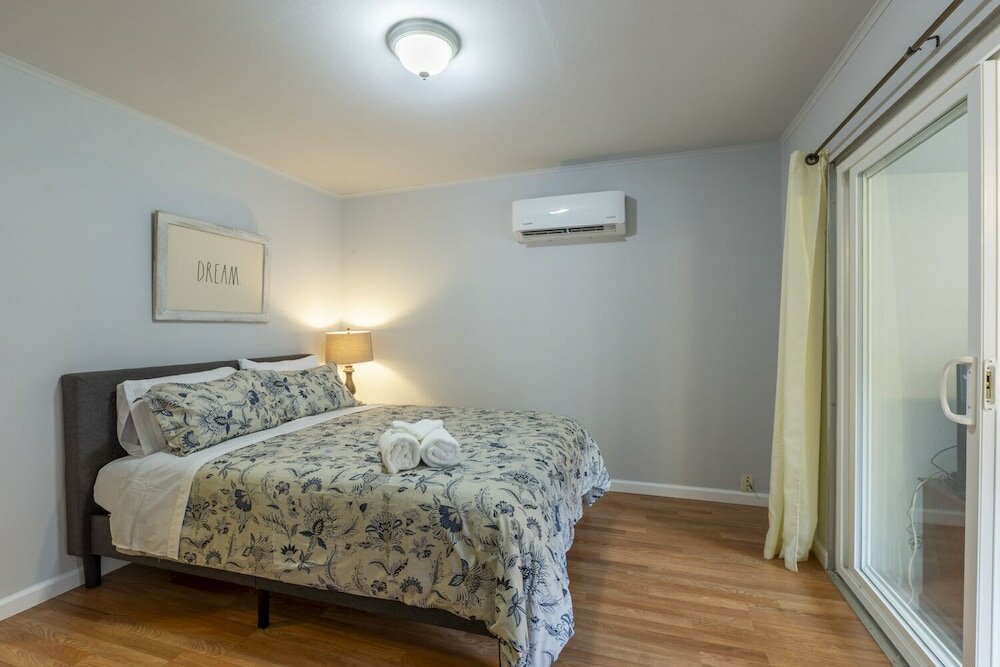 Фото Marbella Lane Duplex Redwood City