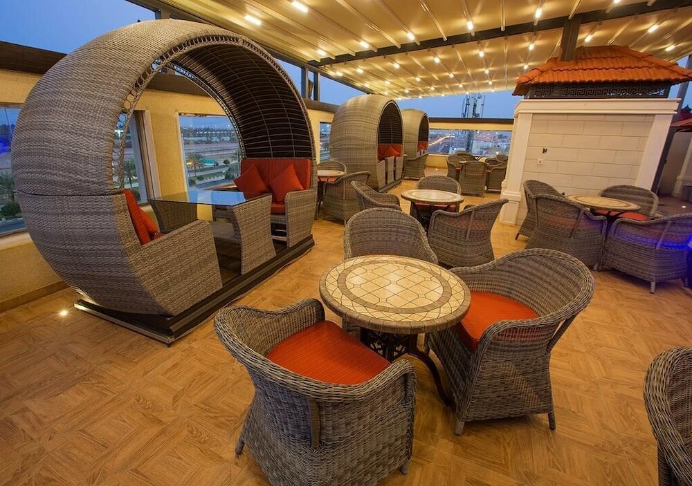 Фото Banan Hotel Suite