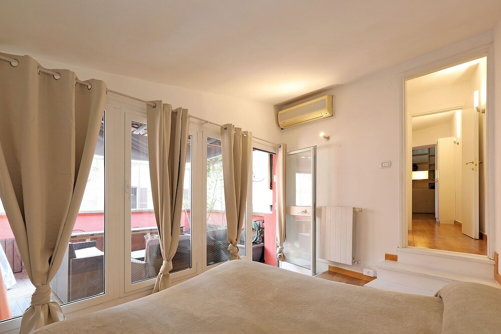 Фото Monserrato Apartment