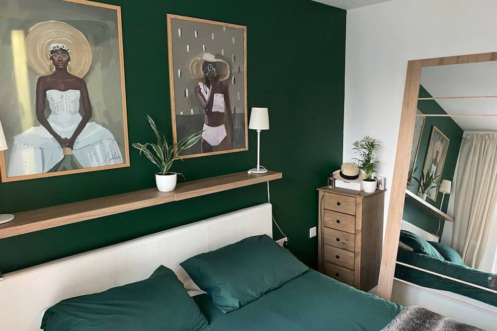 Фото Central 1 Bedroom Apartment in Aldgate East in Zone 1