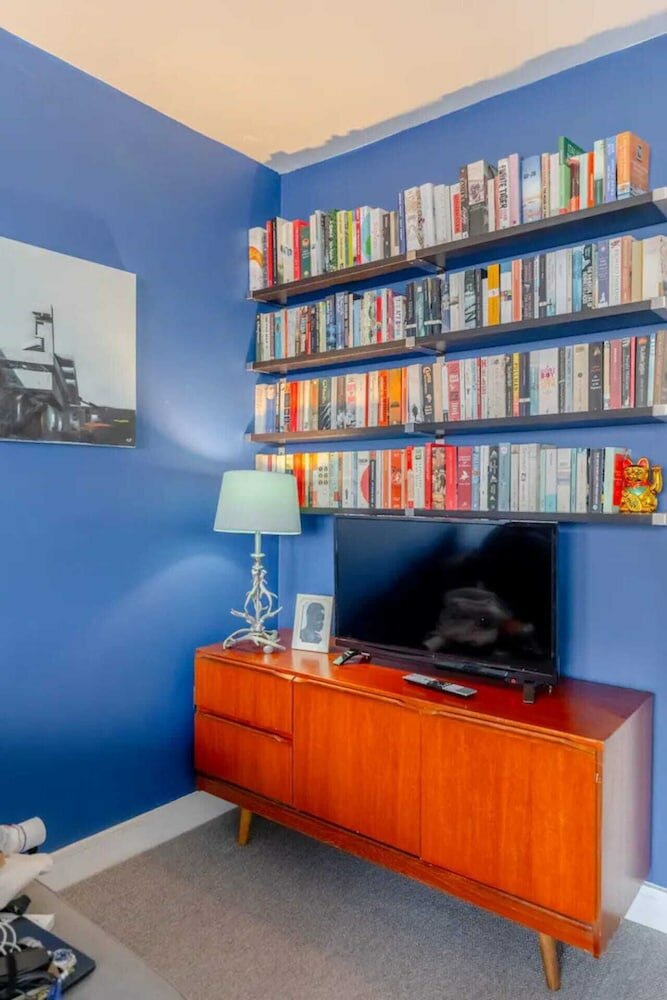 Фото Spacious 2 Bedroom Retreat In East Dulwich