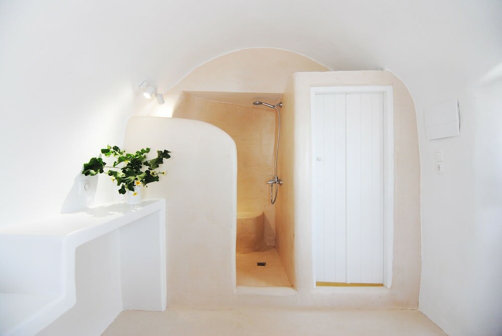 Фото White Grape Suites