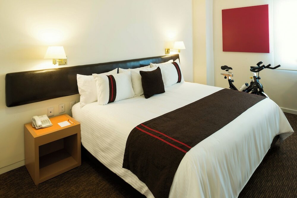 Фото Hotel Misión Express Querétaro