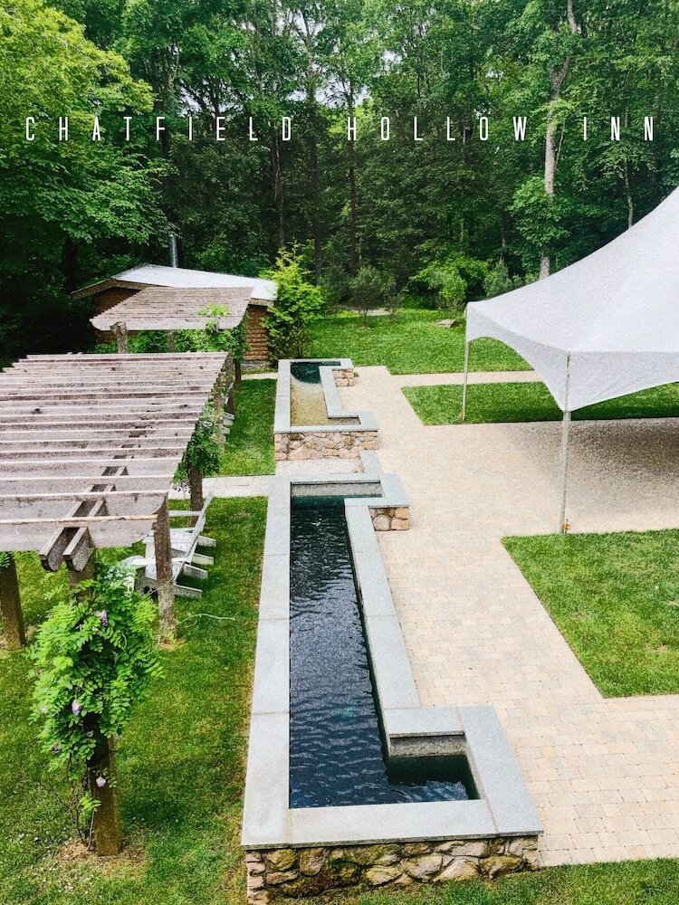 Фото Chatfield Hollow Inn