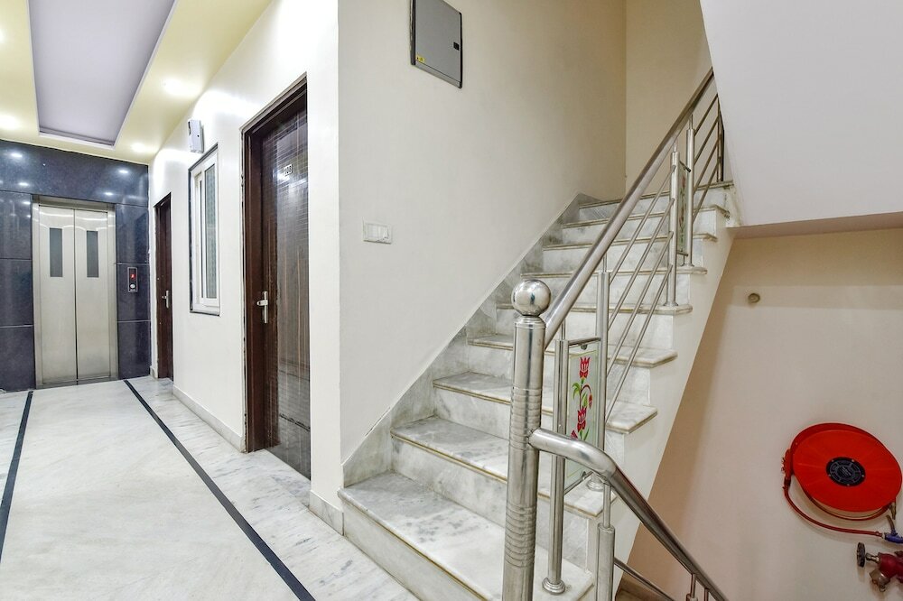 Фото Fabhotel Golden Leaf II