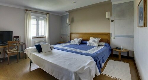 Внешний вид отеля Hotel Mirador del Sella в Рибадеселле, фото 5