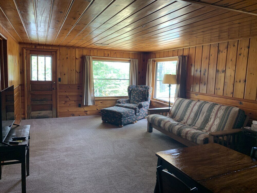 Фото Gresham Shores - Hungry Bear