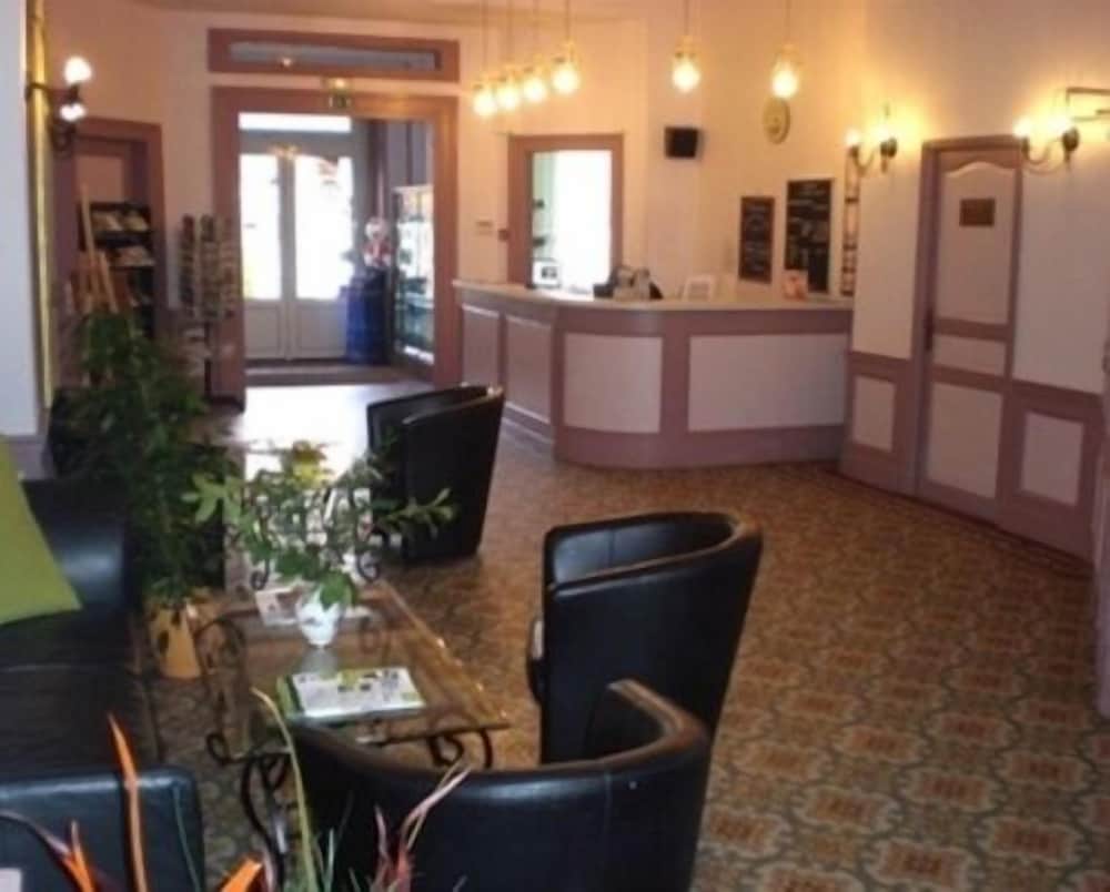 Фото Brit Hotel Grand Hotel Munster