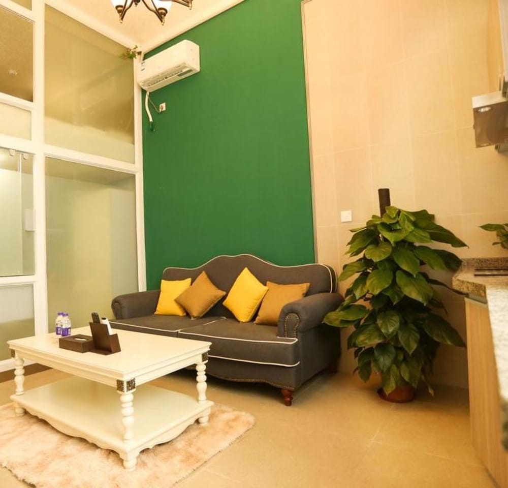 Фото She&He Apartment Shenzhen University