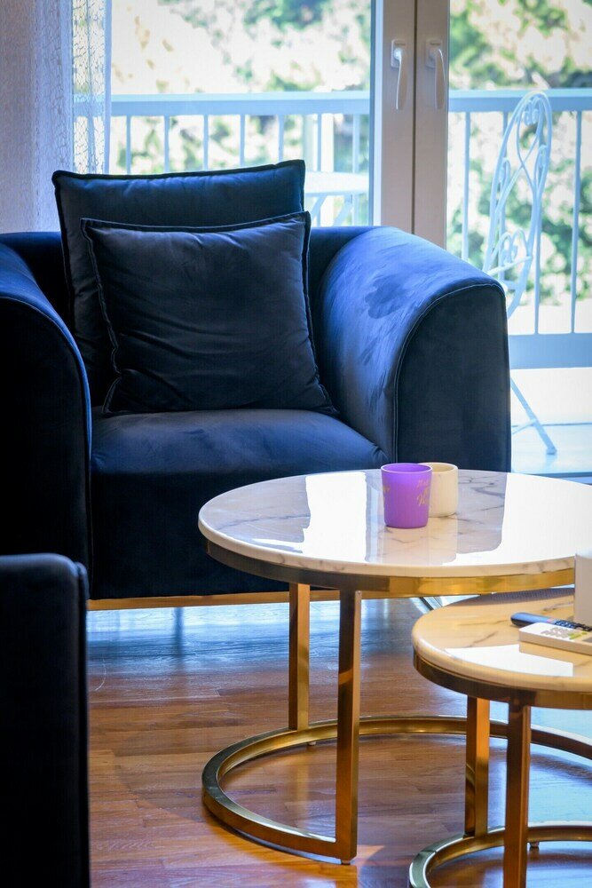 Фото Lush Sapphire apt in the heart of Athens