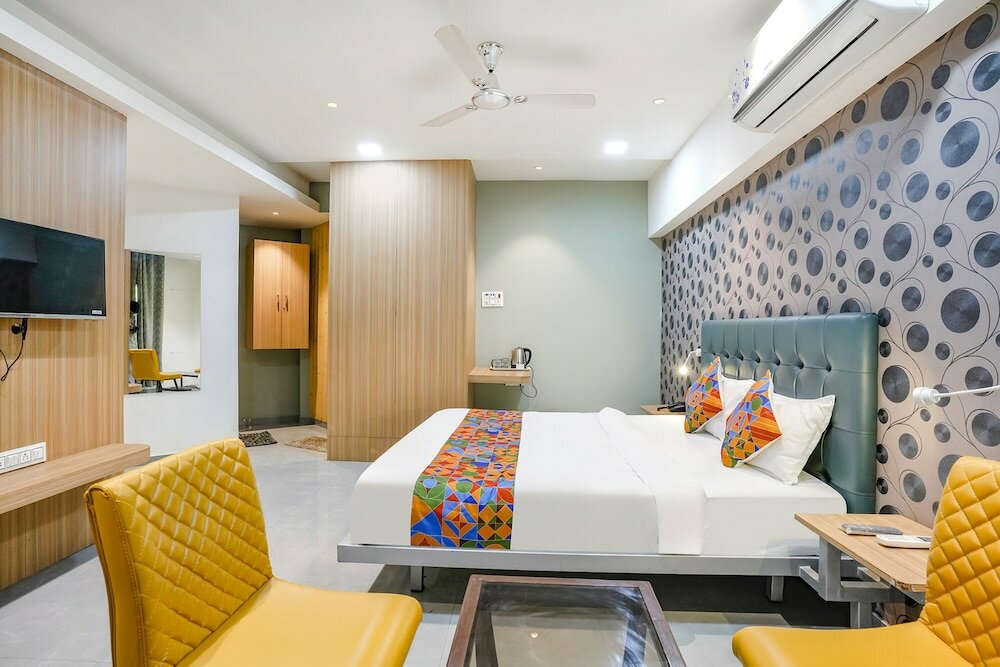 Фото Fabhotel Arc Palace