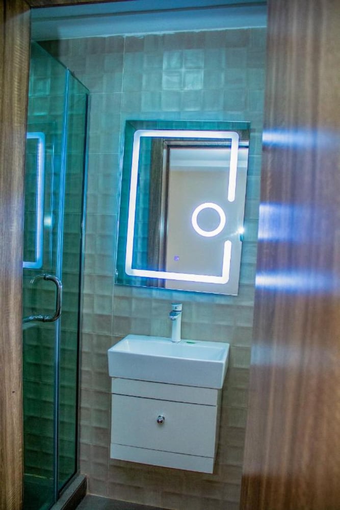 Фото Adun Suites