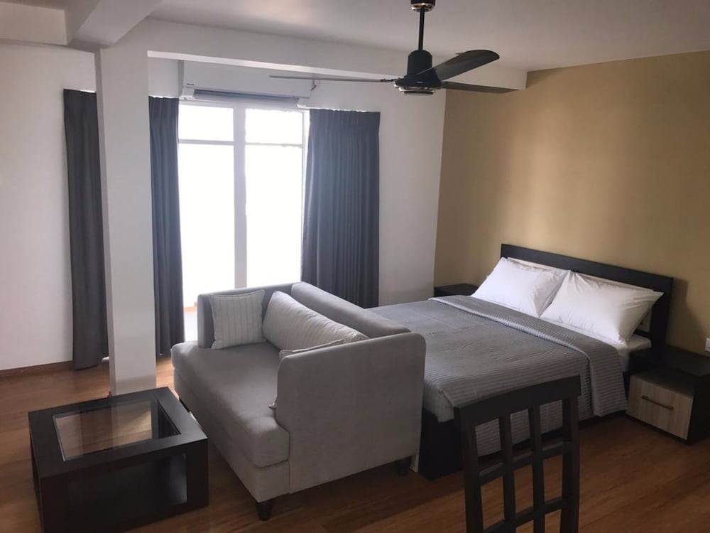 Фото Amber FR 16 Colombo