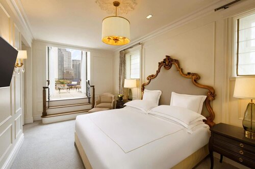 Гостиница The Plaza Hotel в Уихокене
