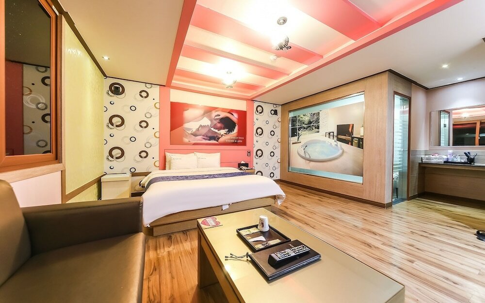 Фото Yeosu Apple Hotel