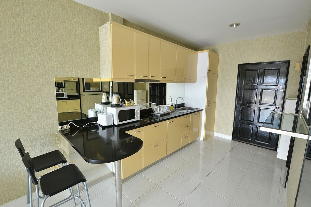 Фото Condo Express View Talay 6