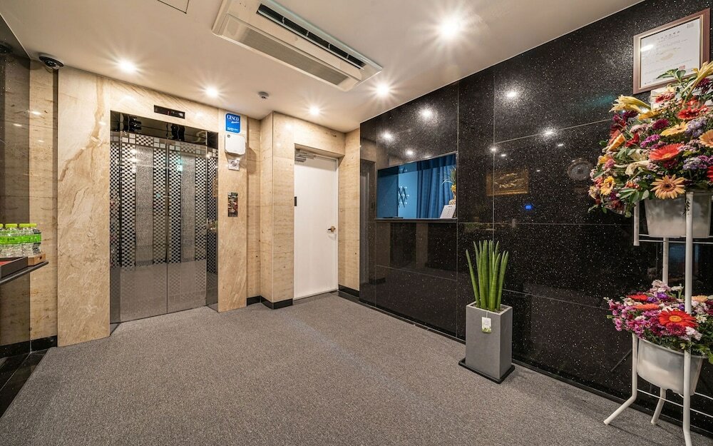 Фото Seocho Toad Hotel