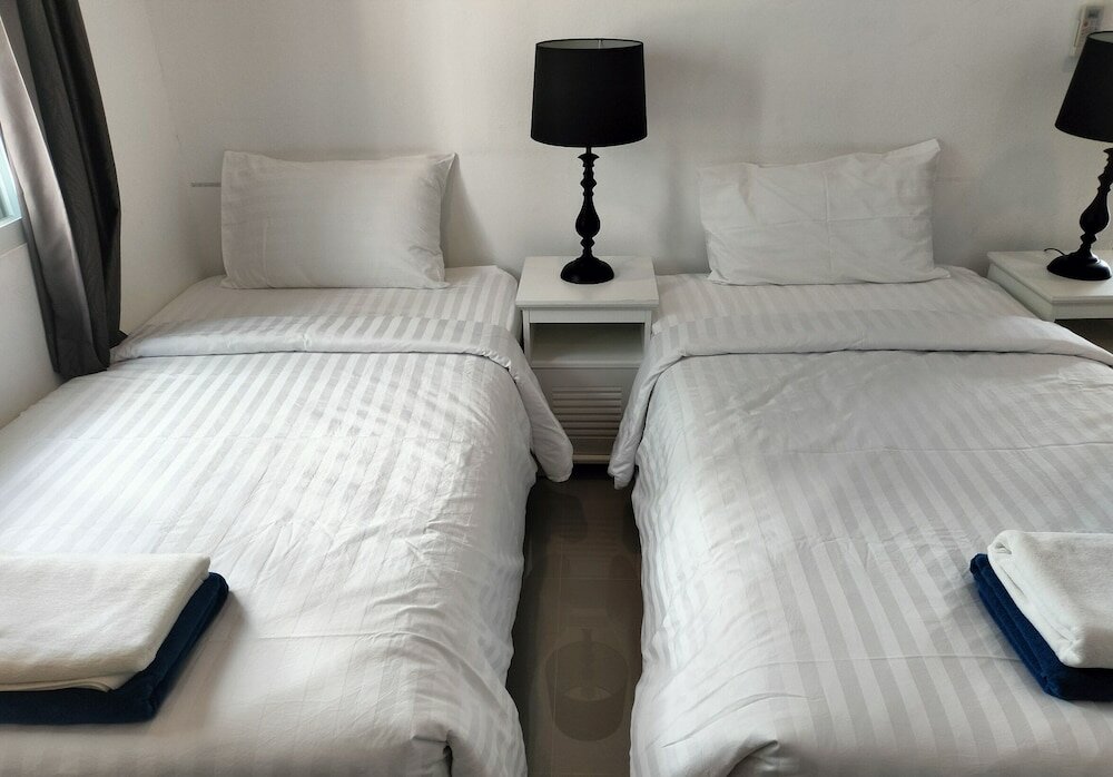 Фото Naiwok Hills