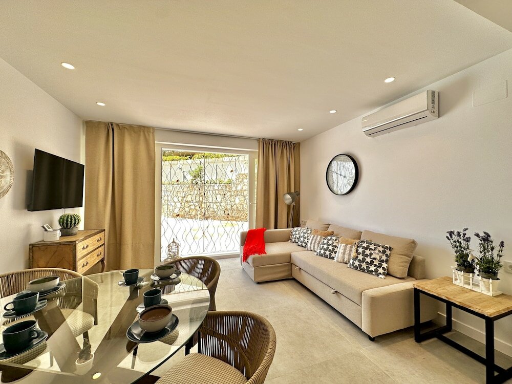 Фото Loft 18 Beach Front Marbella