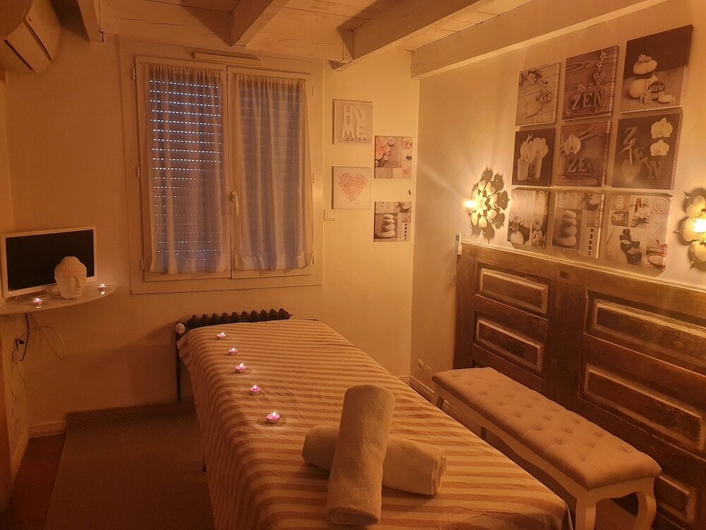 Фото The Originals Boutique, Clair Hôtel, Martigues