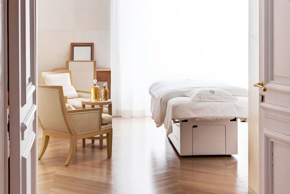 Фото Fraser Suites Le Claridge