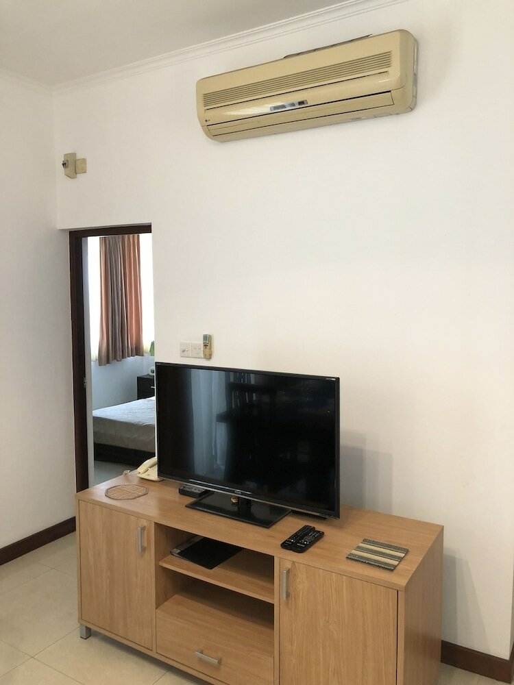 Фото Hedges Court Residencies Colombo City